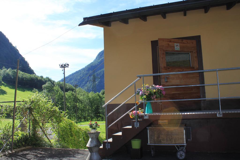 Agriturismo Mattei - Dormitorio Peccia Exterior photo
